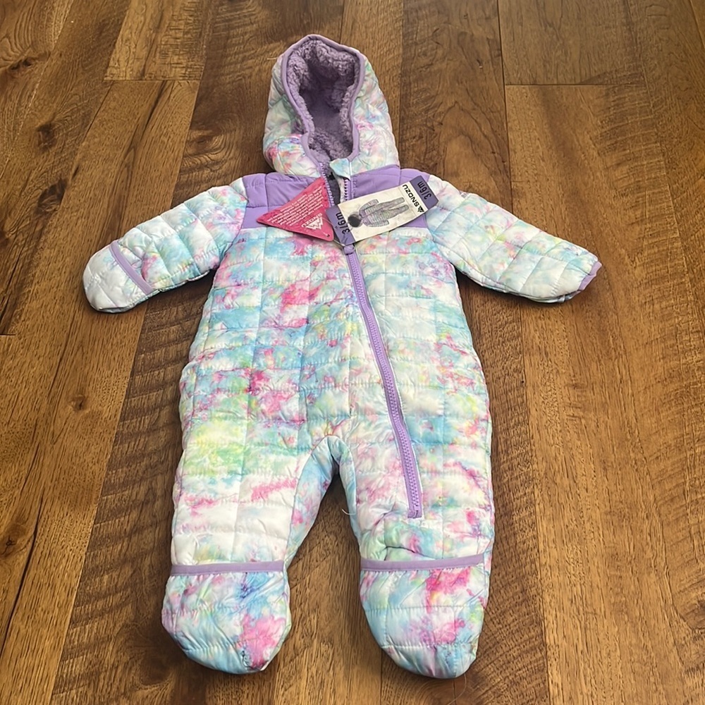 NWT Snozu Baby’s Snow Suit Size 3/6M